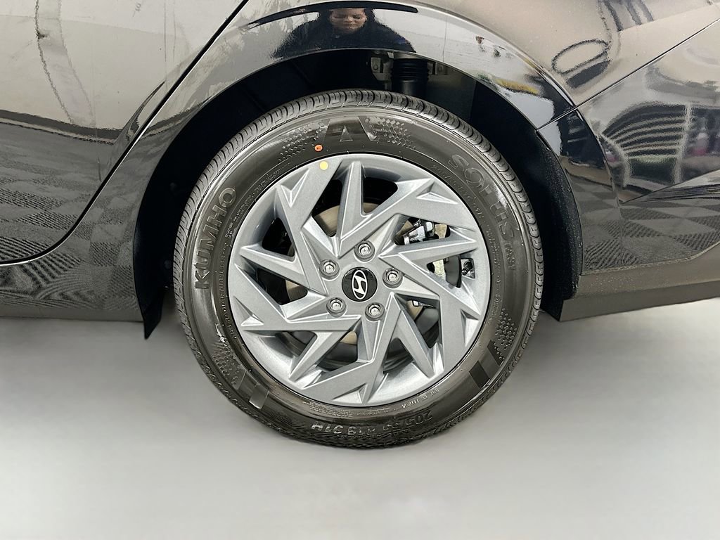 New 2026 Hyundai Elantra Blue image 21