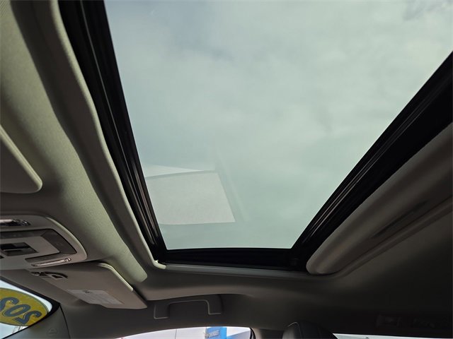 Used 2024 Toyota Sienna XLE image 26