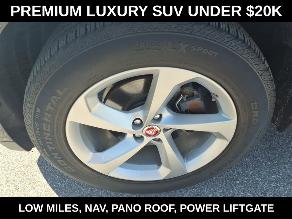 Used 2019 Jaguar F-PACE Premium image 10