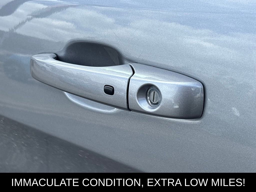 Used 2021 Jeep Grand Cherokee Laredo RWD image 11