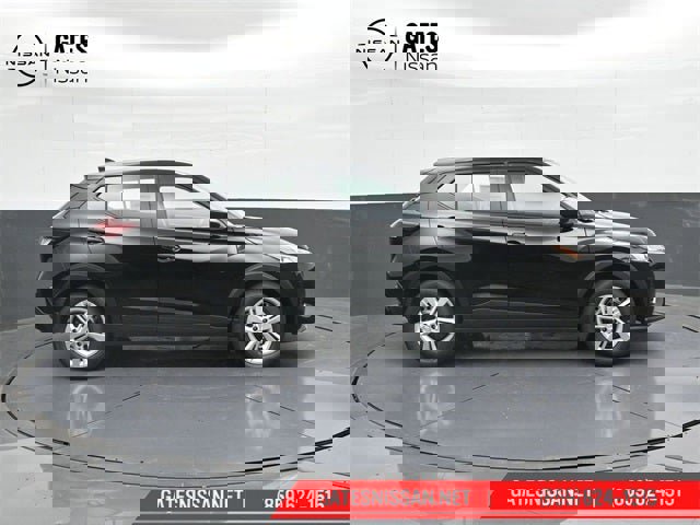 New 2025 Nissan Kicks Play S image 6