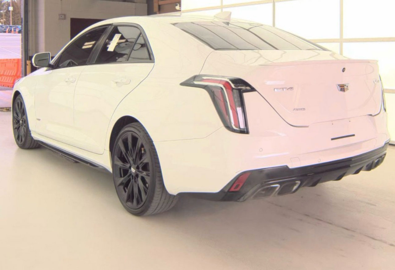 Used 2021 Cadillac CT4 V w/ Technology Package image 4