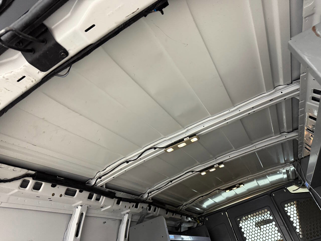 Used 2017 Chevrolet Express 2500 image 77