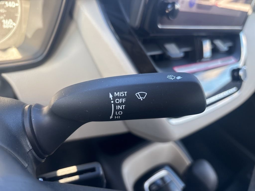 Used 2024 Toyota Corolla LE image 22