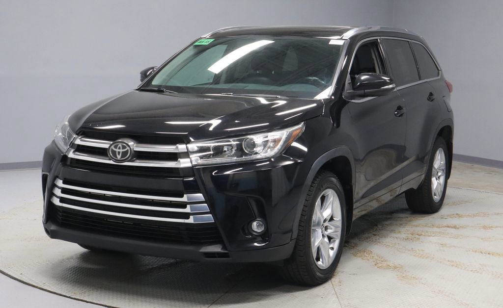 Used 2019 Toyota Highlander Limited AWD/4WD image 8