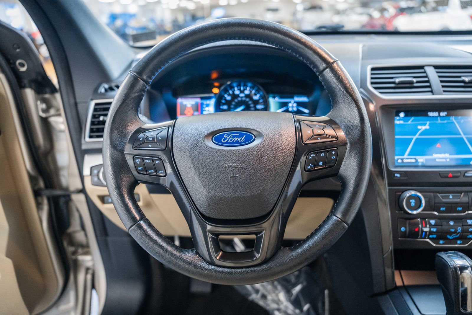 Certified 2017 Ford Explorer XLT w/ Equipment Group 202A image 34