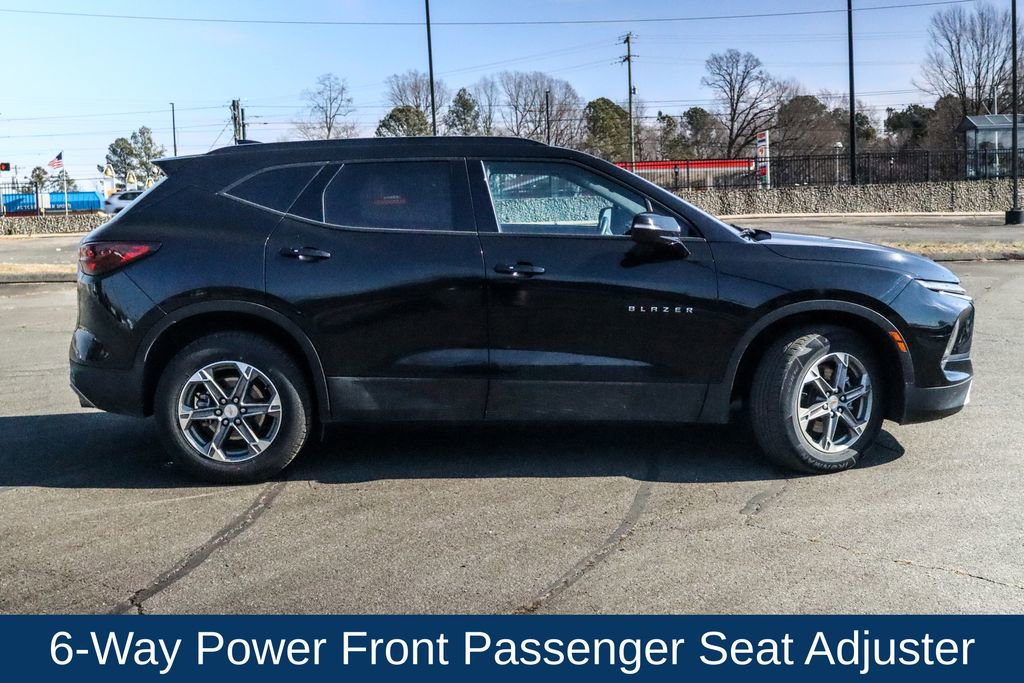 Used 2024 Chevrolet Blazer LT image 9