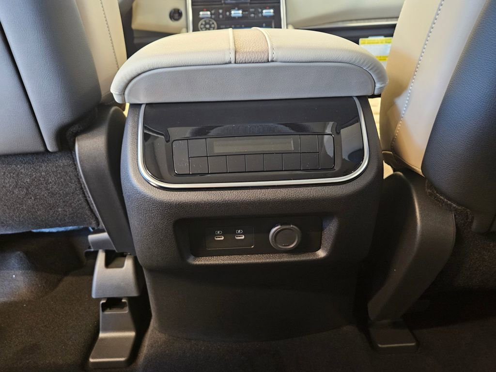 New 2026 Nissan Armada Platinum image 22