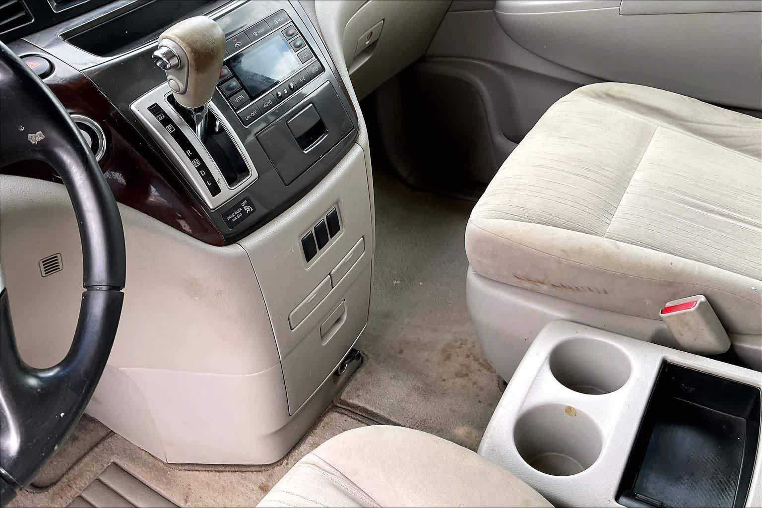 Used 2011 Nissan Quest SV FWD image 16
