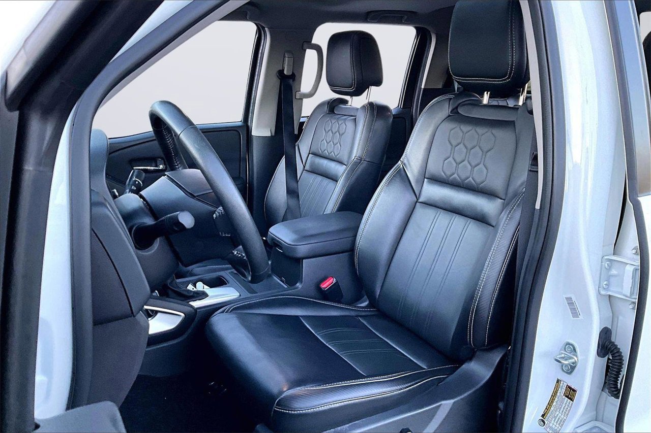 Used 2024 Nissan Frontier SL w/ Technology Package image 20