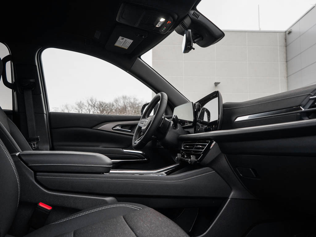 New 2026 Chevrolet Traverse LT w/ Midnight/Sport Edition image 11