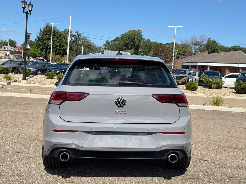 Certified 2025 Volkswagen GTI Autobahn FWD image 19