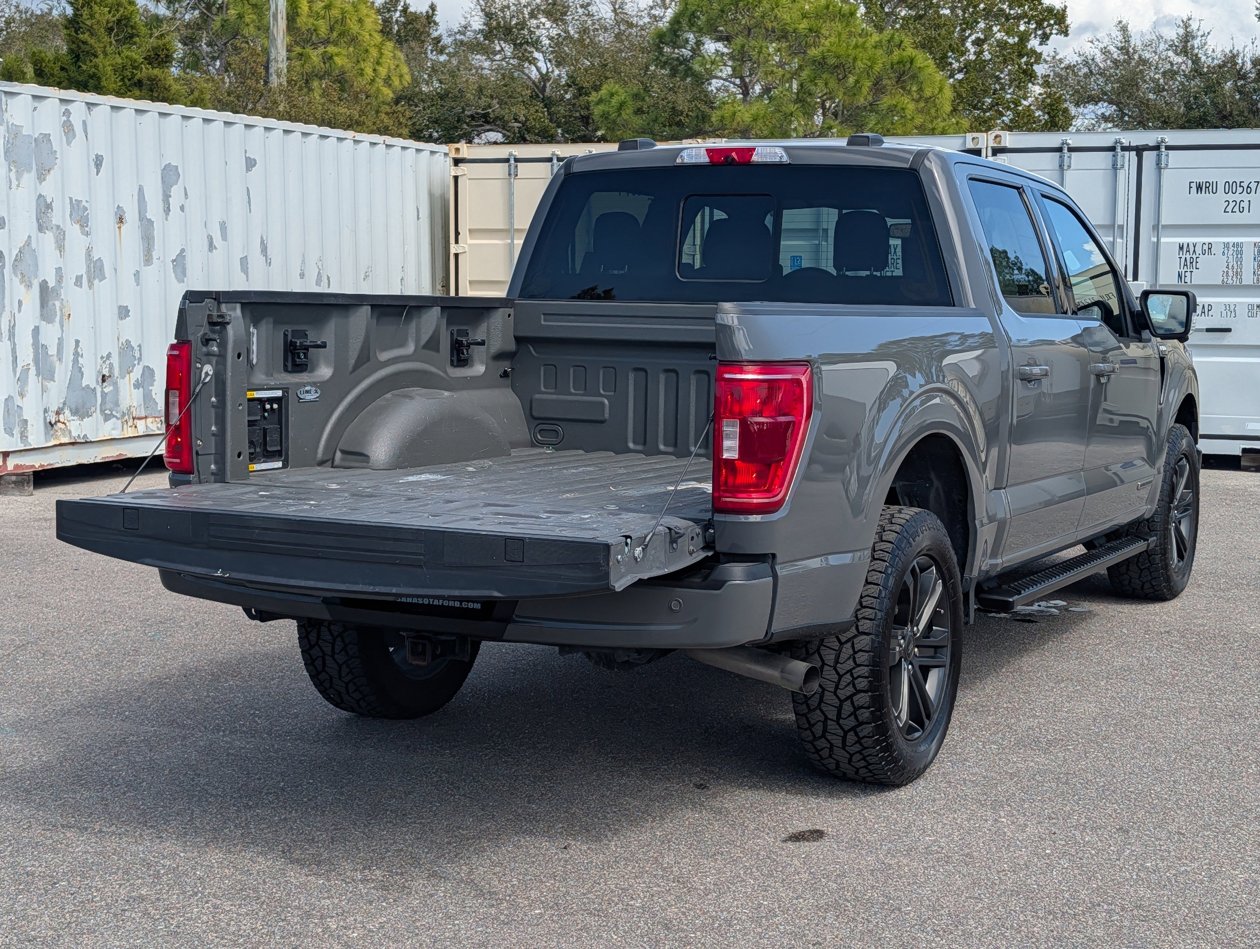 Certified 2021 Ford F150 XLT w/ Equipment Group 302A High image 13