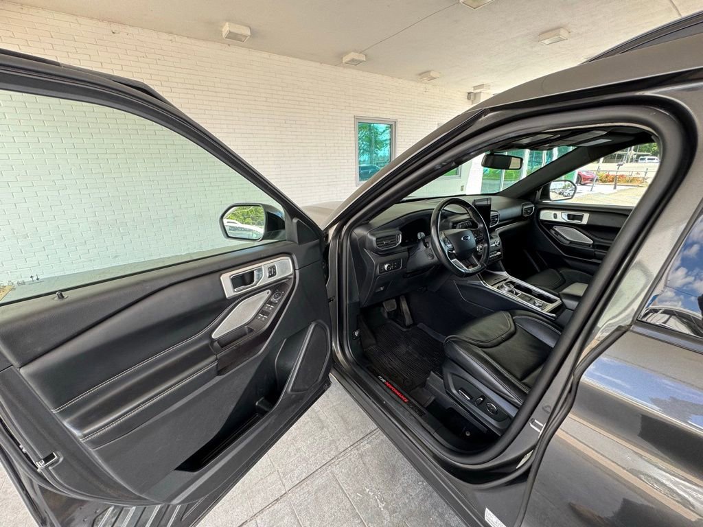Used 2020 Ford Explorer ST w/ Premium Technology Package AWD/4WD image 12