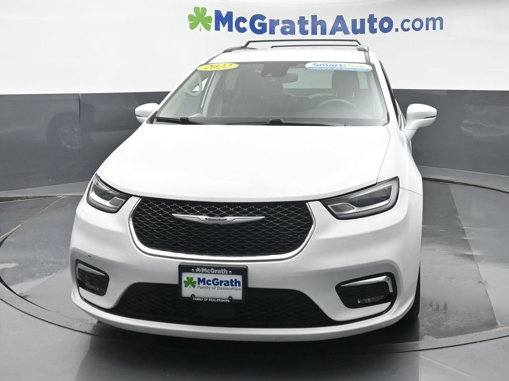 Used 2022 Chrysler Pacifica Touring-L image 5