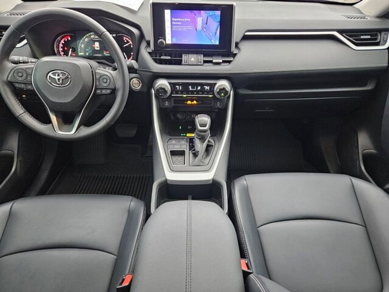 Used 2024 Toyota RAV4 XLE Premium image 10
