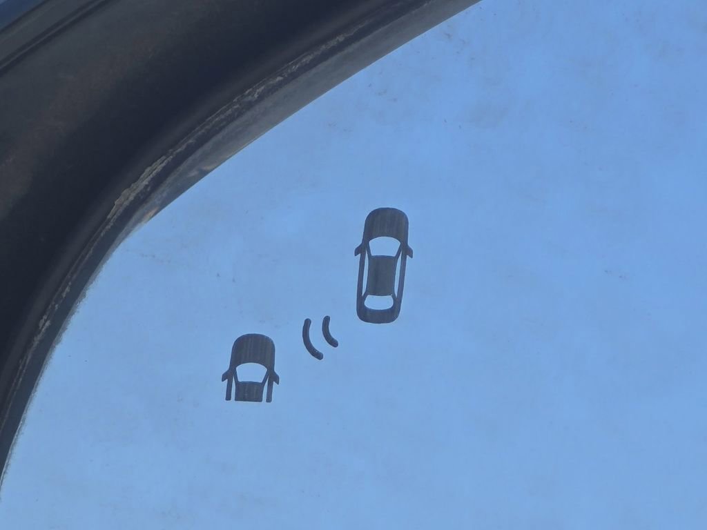 Used 2023 Kia K5 GT-Line image 9