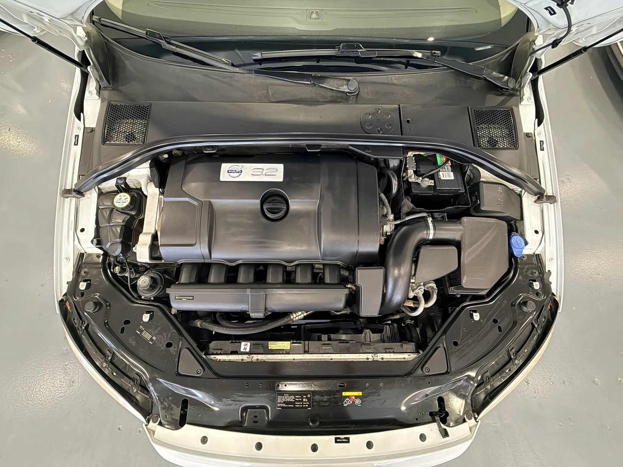 Used 2012 Volvo XC70 3.2 FWD image 41