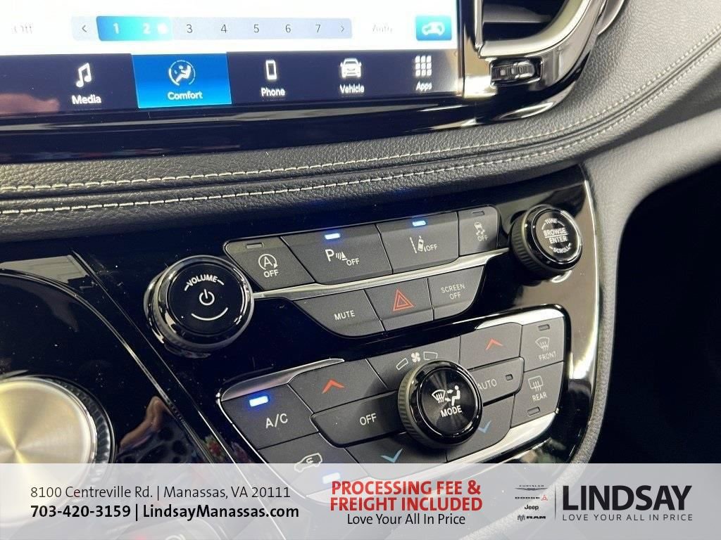 New 2026 Chrysler Pacifica Select image 32