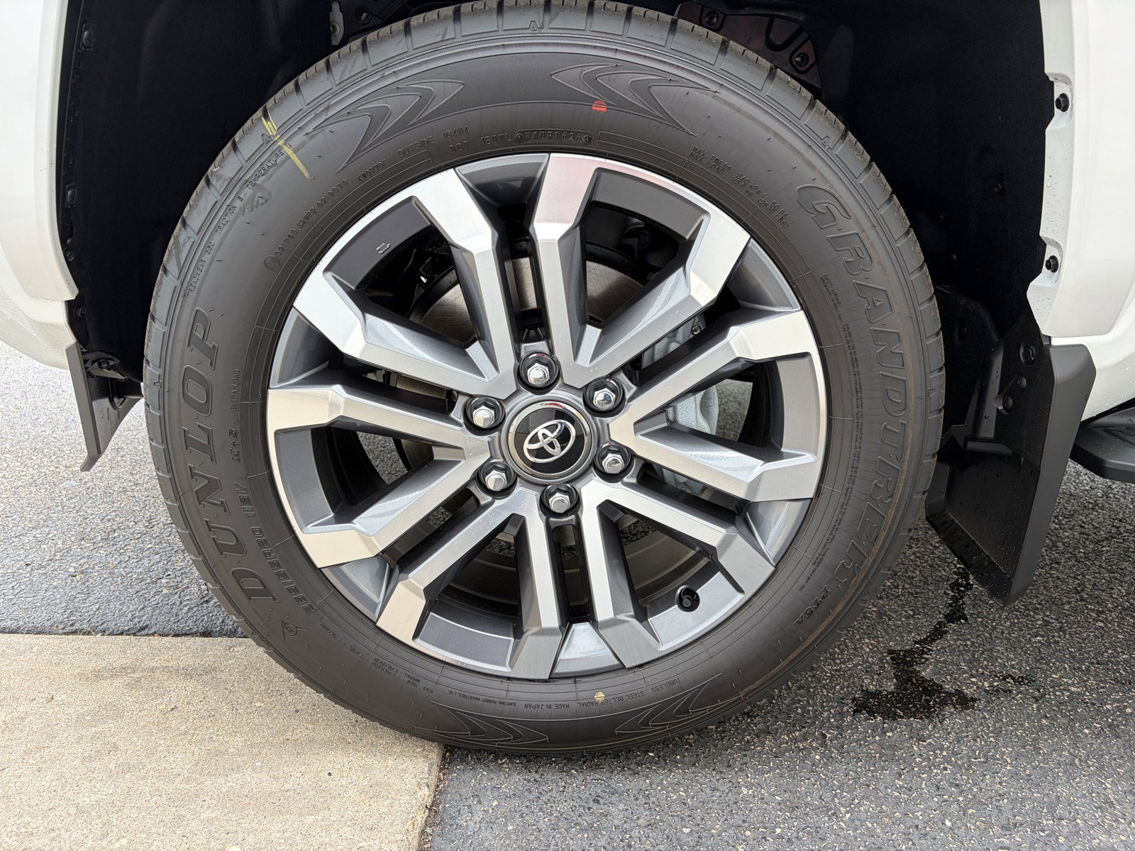 New 2026 Toyota 4Runner Limited AWD/4WD image 37