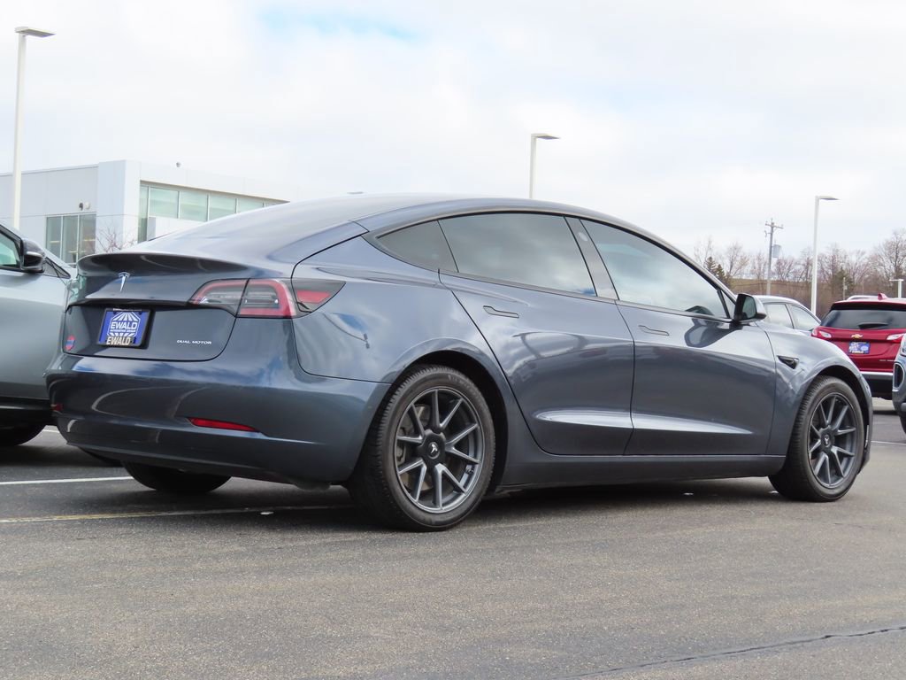 Used 2022 Tesla Model 3 Long Range image 3