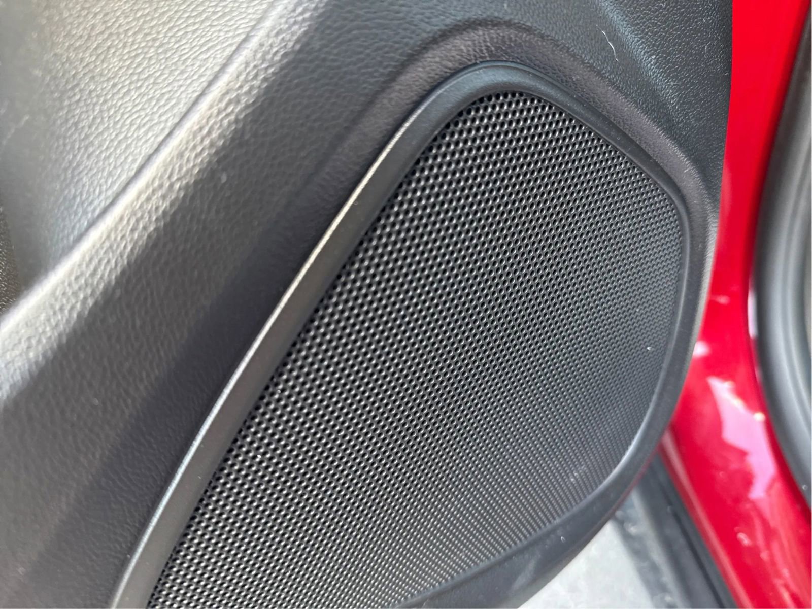 Used 2020 Buick Encore GX Preferred w/ Cold Weather Comfort Package AWD/4WD image 42