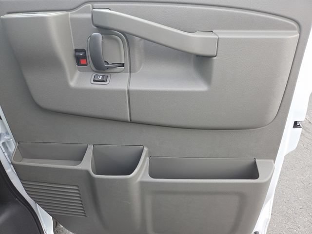 New 2026 Chevrolet Express 2500 w/ Driver Convenience Package RWD image 18