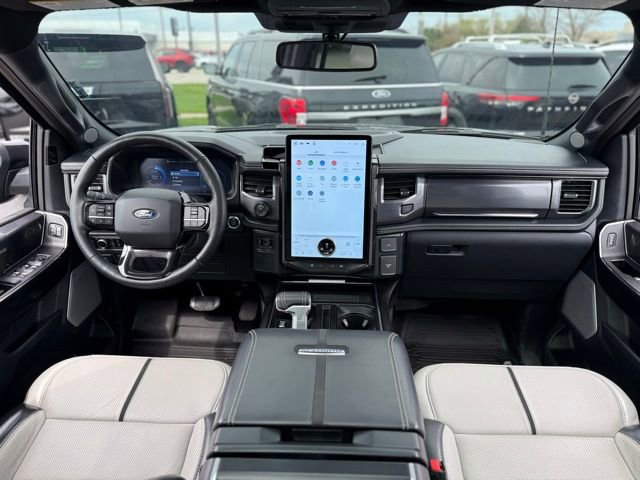 Used 2025 Ford F150 Lightning Platinum AWD/4WD video 2