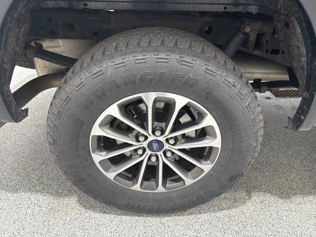 Used 2018 Ford F150 XLT w/ Equipment Group 302A Luxury AWD/4WD image 6
