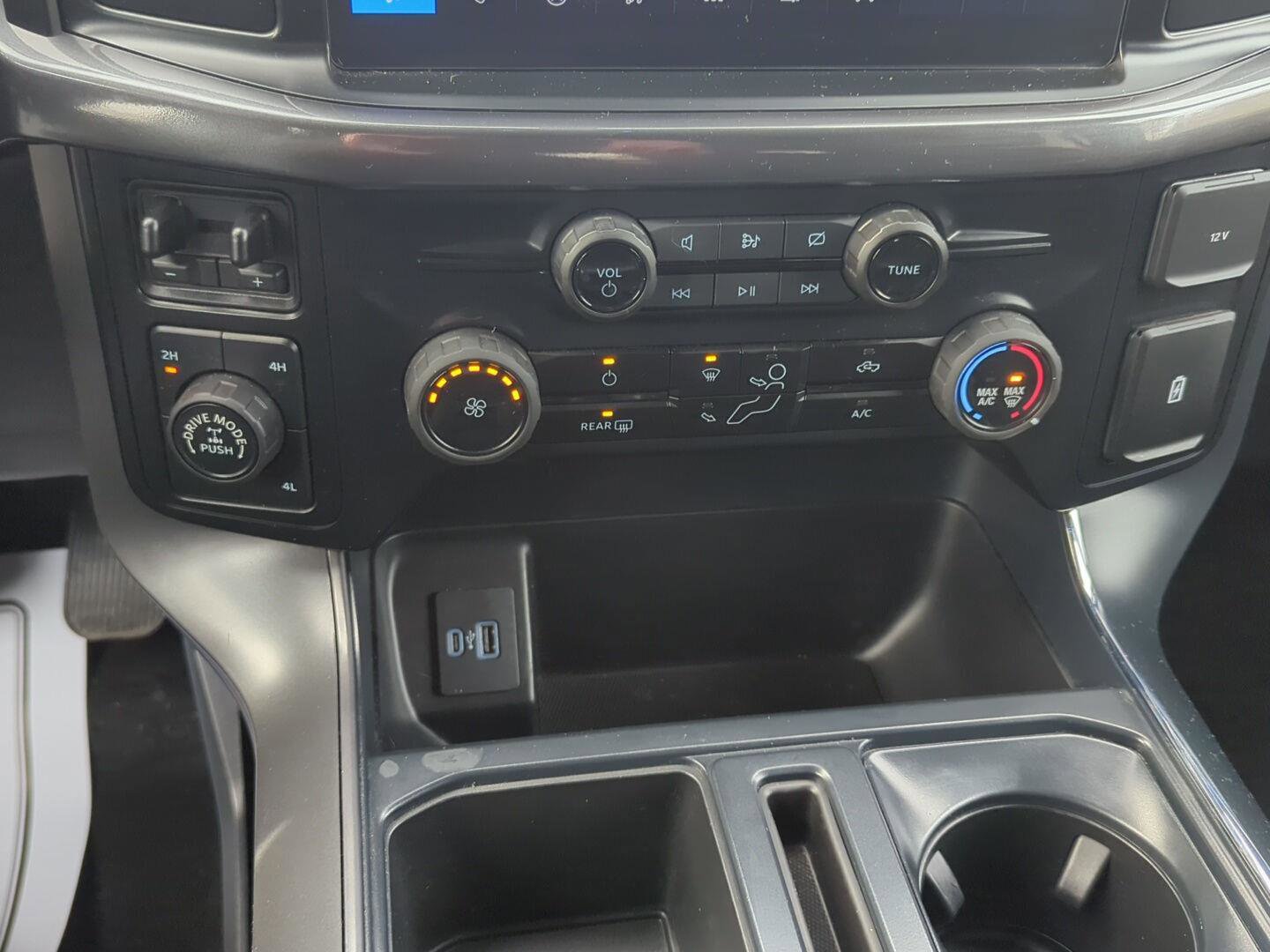 Used 2024 Ford F150 STX w/ Tow/Haul Package image 15