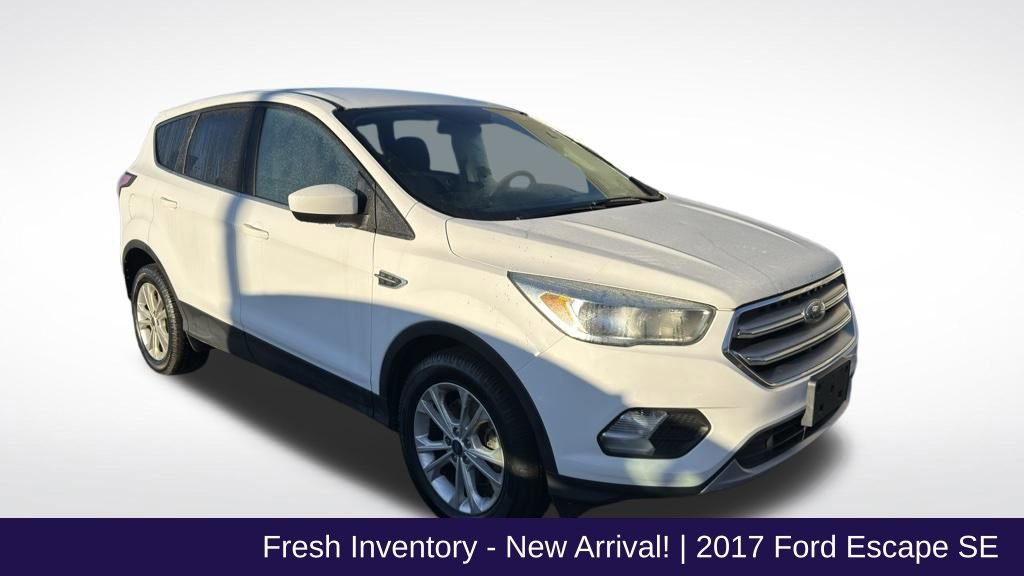 Used 2017 Ford Escape SE image 1
