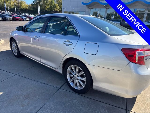 Used 2014 Toyota Camry XLE w/ Leather Package FWD image 5