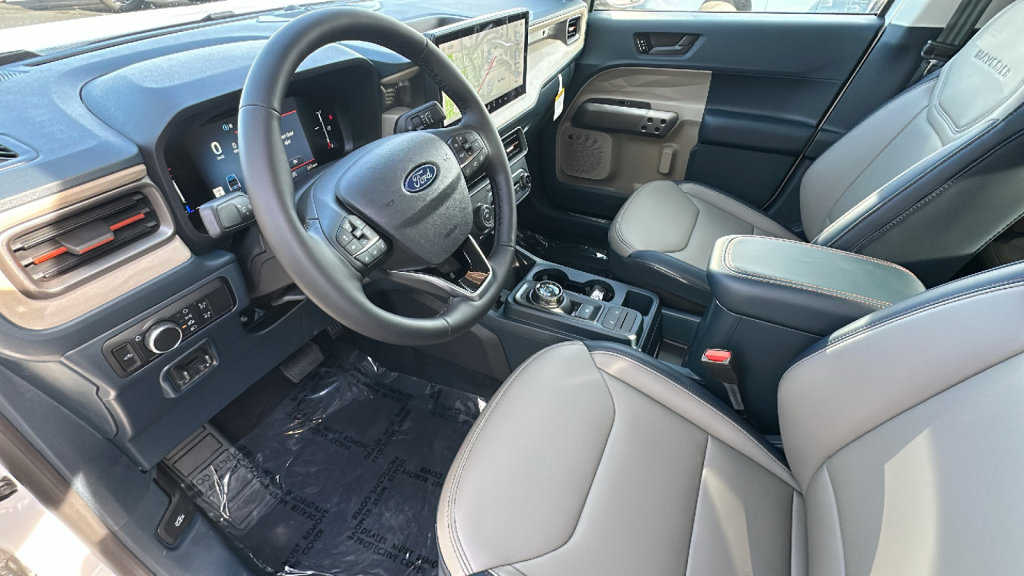 New 2025 Ford Maverick Lariat w/ 4K Tow Package image 10