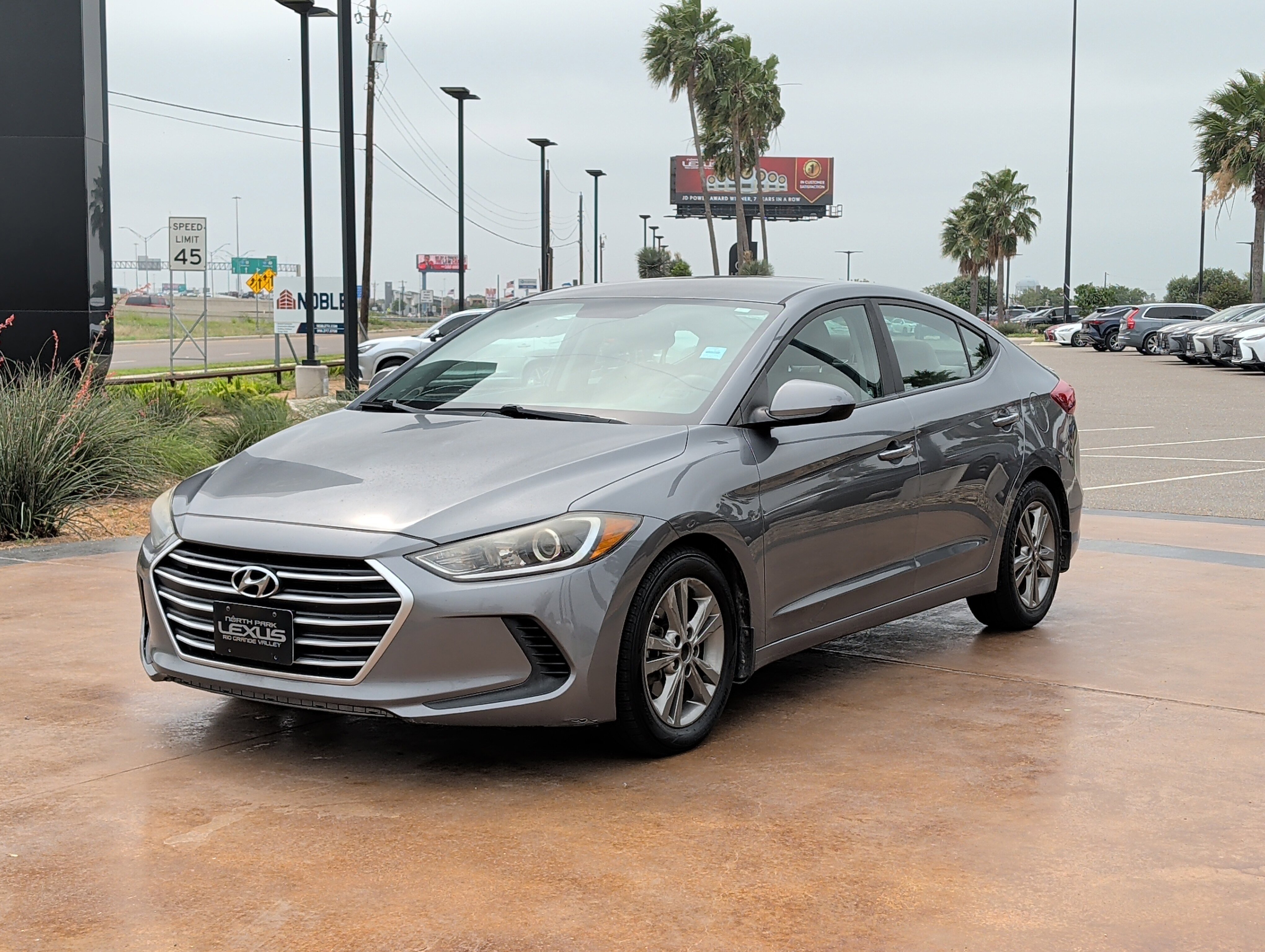 Used 2018 Hyundai Elantra SEL FWD image 5
