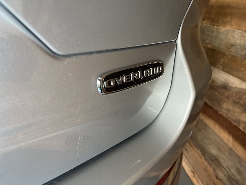 Used 2023 Jeep Grand Cherokee Overland image 25