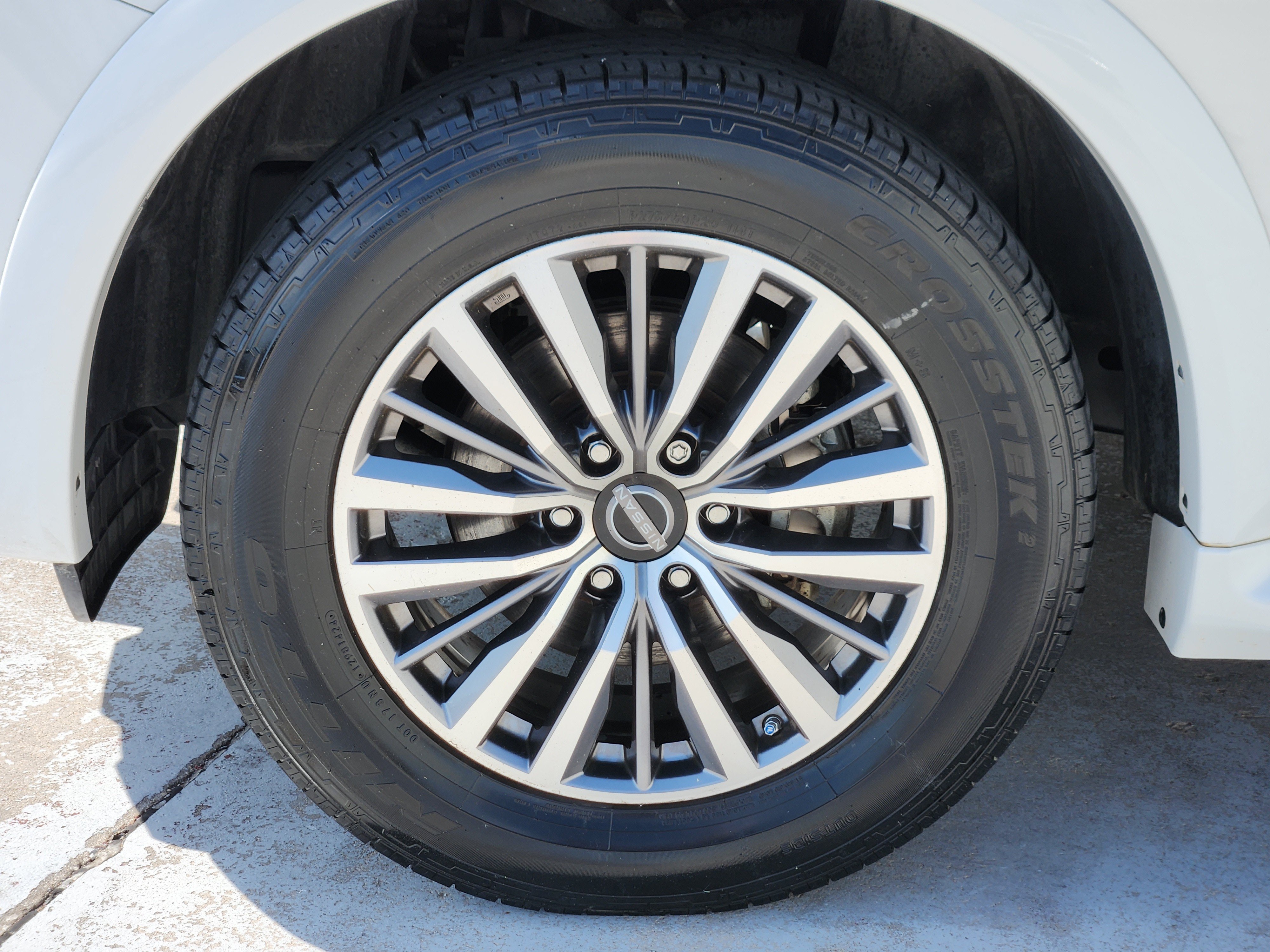Used 2022 Nissan Armada SL RWD image 16