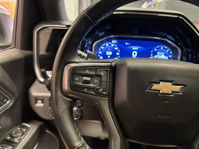 Used 2025 Chevrolet Silverado 1500 High Country w/ Technology Package AWD/4WD image 22
