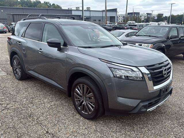 Certified 2024 Nissan Pathfinder SL w/ SL Premium Package AWD/4WD image 1