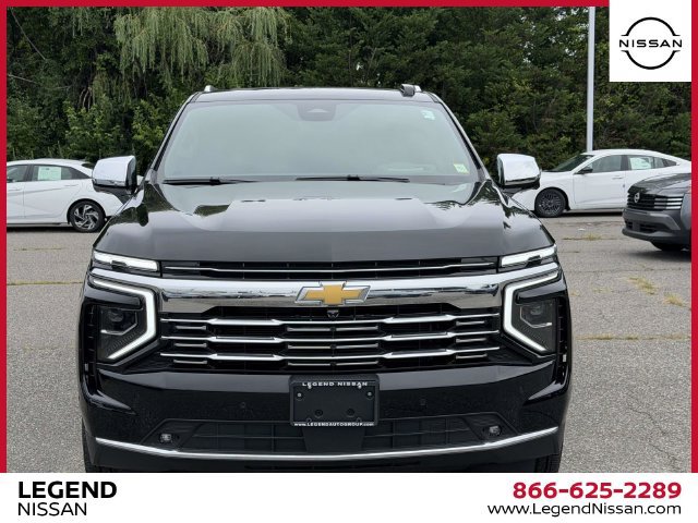 Used 2025 Chevrolet Suburban Premier AWD/4WD image 9