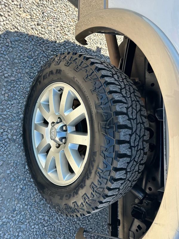 Used 2012 Ford F150 King Ranch w/ Off Road Pkg image 43