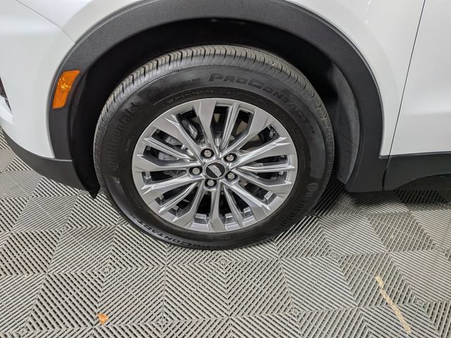 Certified 2024 Cadillac XT4 Premium Luxury w/ Cold Weather Package AWD/4WD image 34