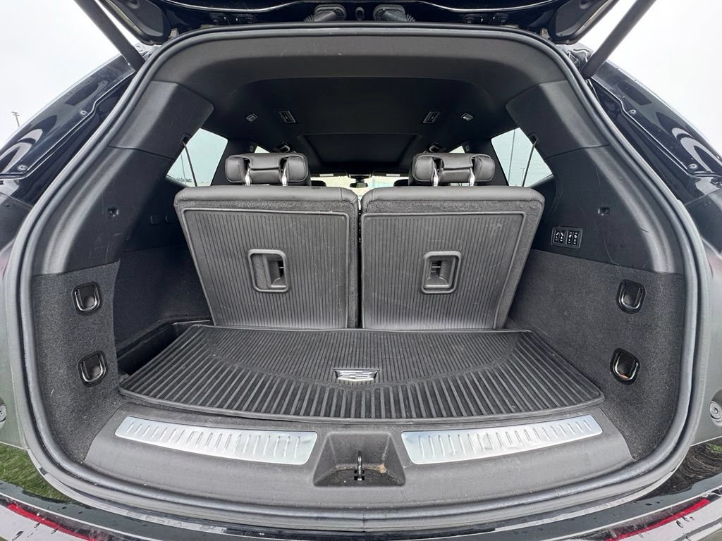 Certified 2024 Cadillac XT6 Premium Luxury w/ LPO, Floor Liner Package AWD/4WD image 14