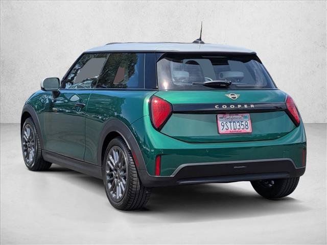 Used 2025 MINI Cooper 2-Door Hardtop FWD image 8
