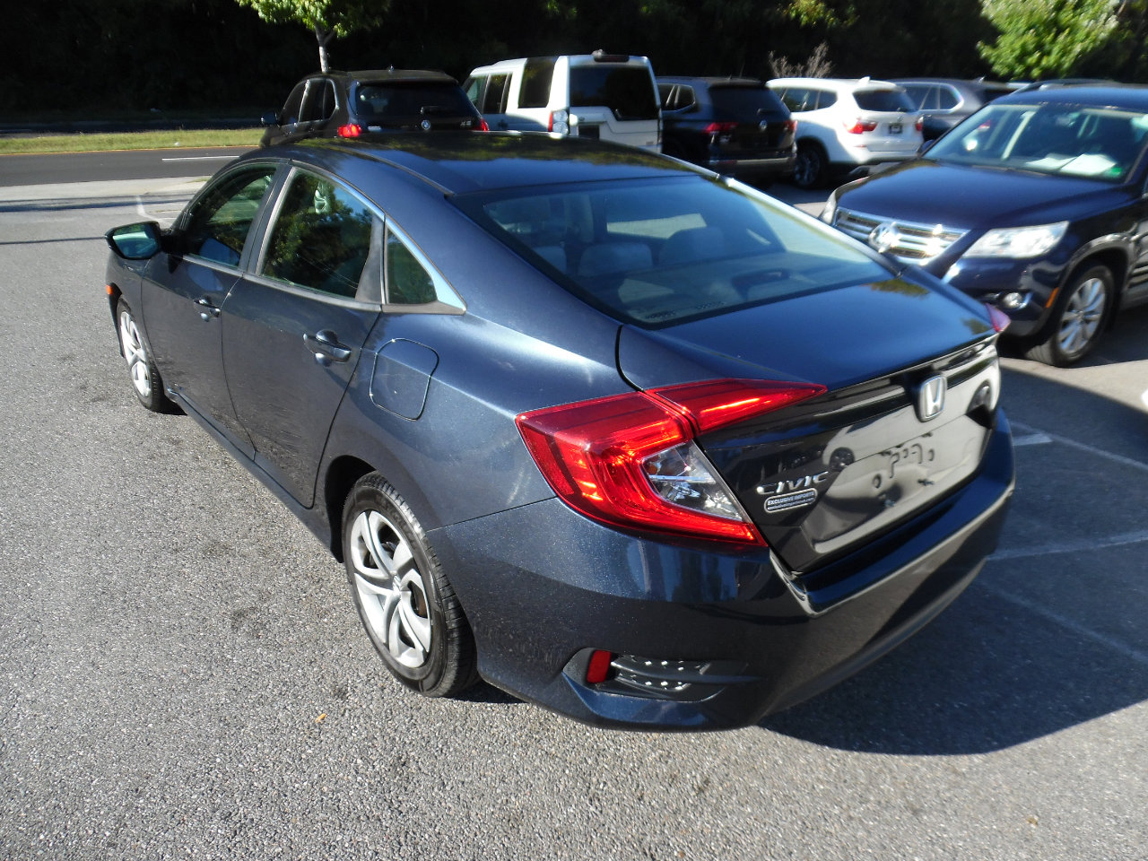 Used 2018 Honda Civic LX image 3