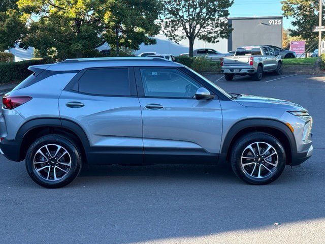 New 2026 Chevrolet TrailBlazer LT w/ Convenience Package AWD/4WD image 8