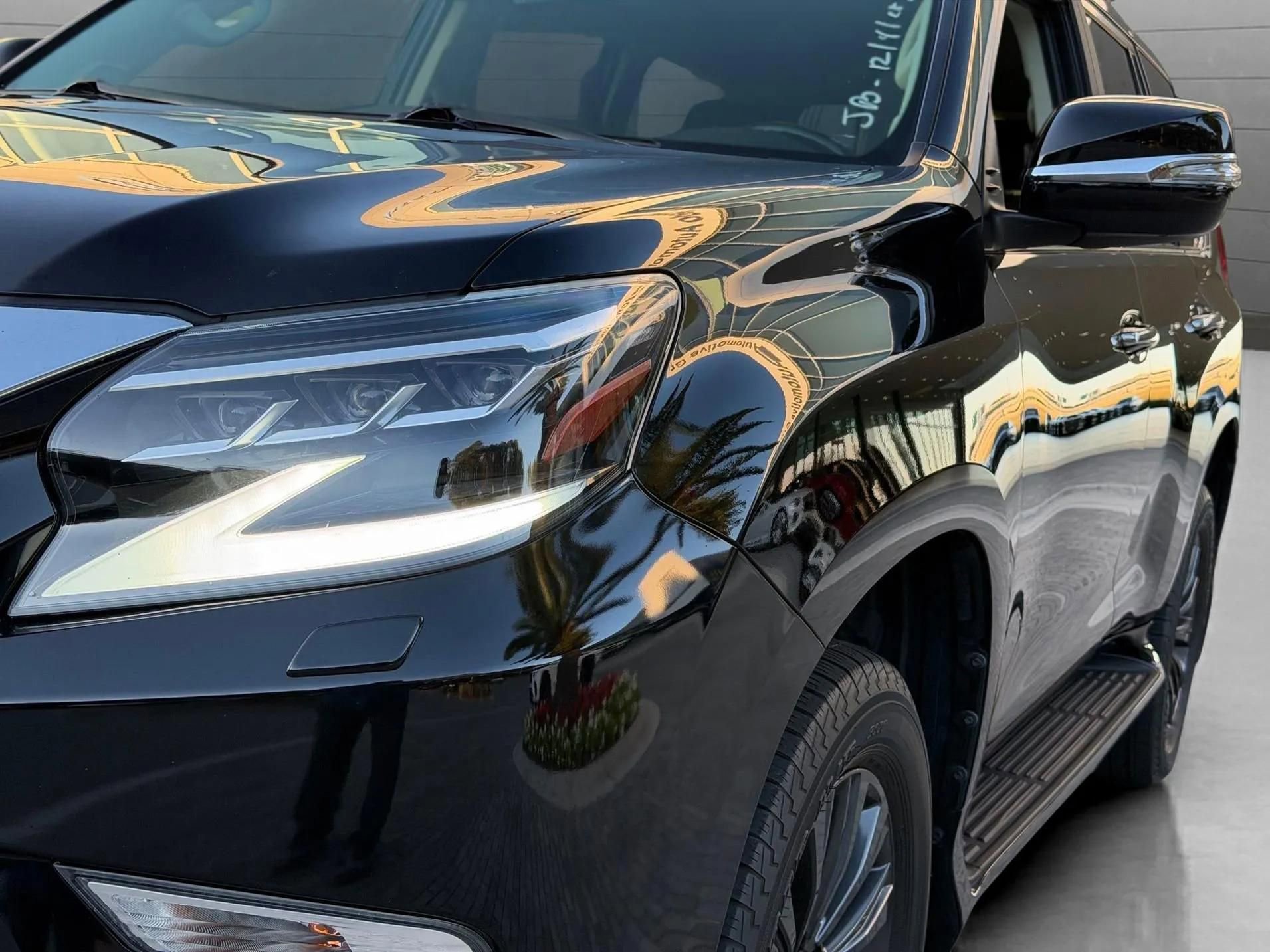 Used 2021 Lexus GX 460 Luxury w/ Sport Design Package image 16