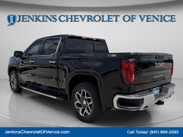 Used 2023 GMC Sierra 1500 SLT w/ SLT Premium Package AWD/4WD image 8