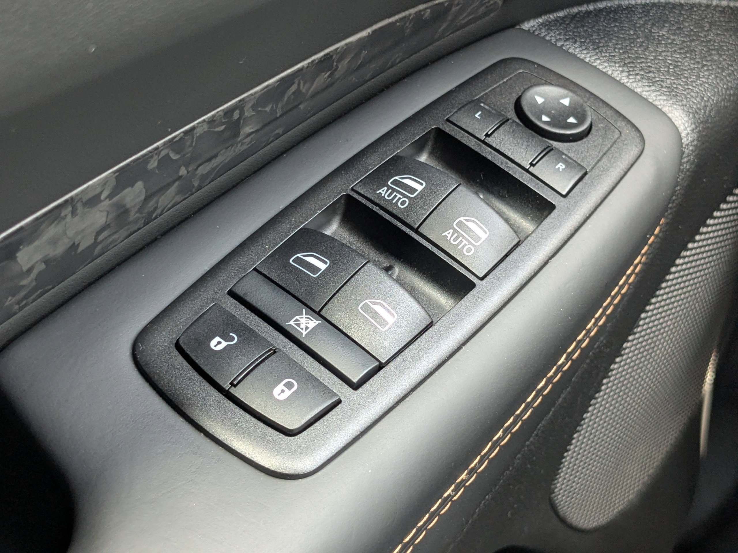 Used 2025 Dodge Durango R/T AWD/4WD image 24