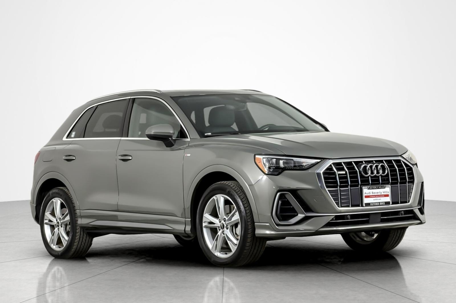 Used 2021 Audi Q3 2.0T Premium w/ Convenience Package AWD/4WD image 7