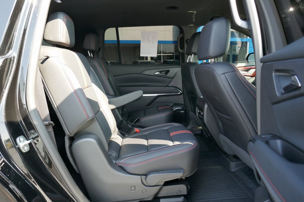 Certified 2025 Chevrolet Traverse RS image 16